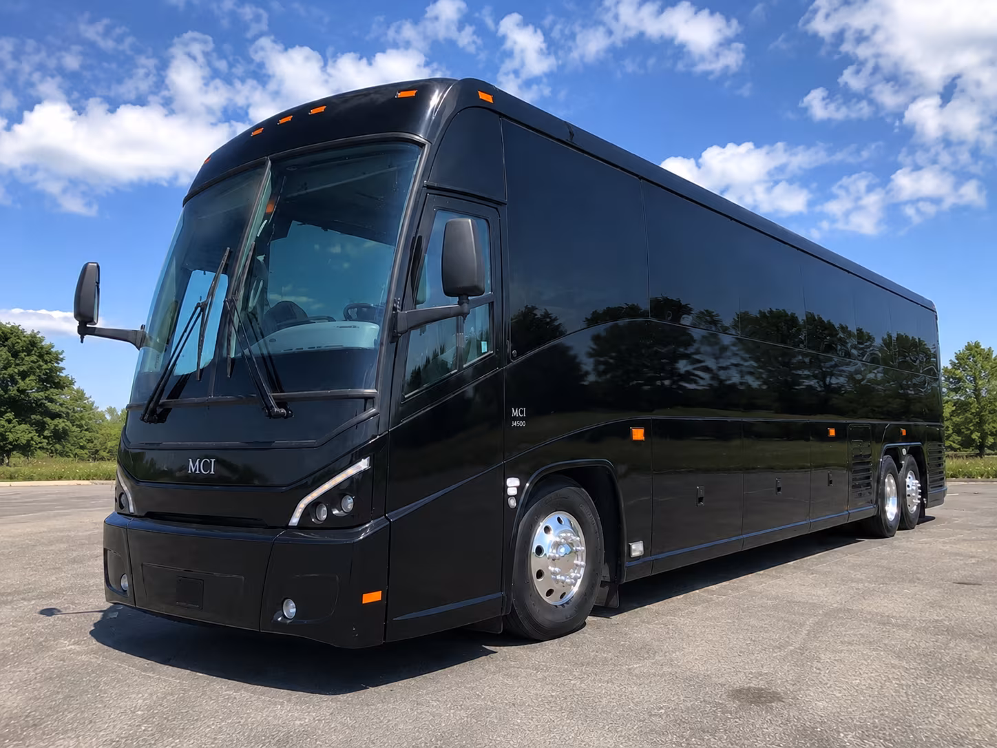 airport transfers for military and government personnel flying through bradley or tweed