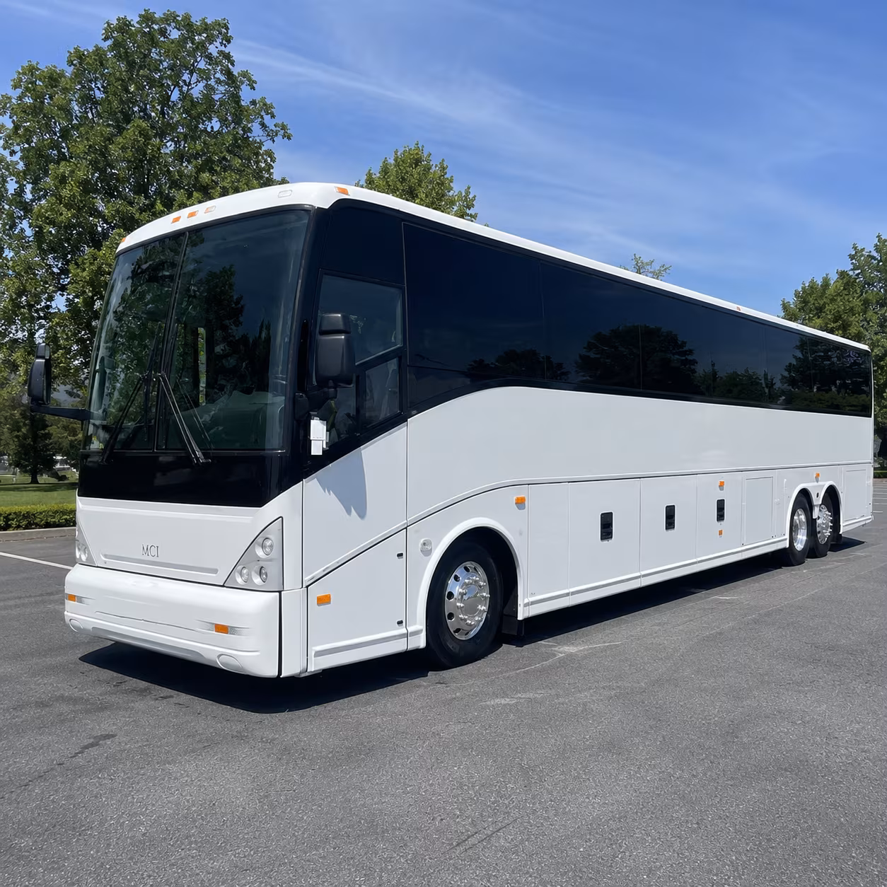 bus rentals for corporate events at meriden and wallingford venues