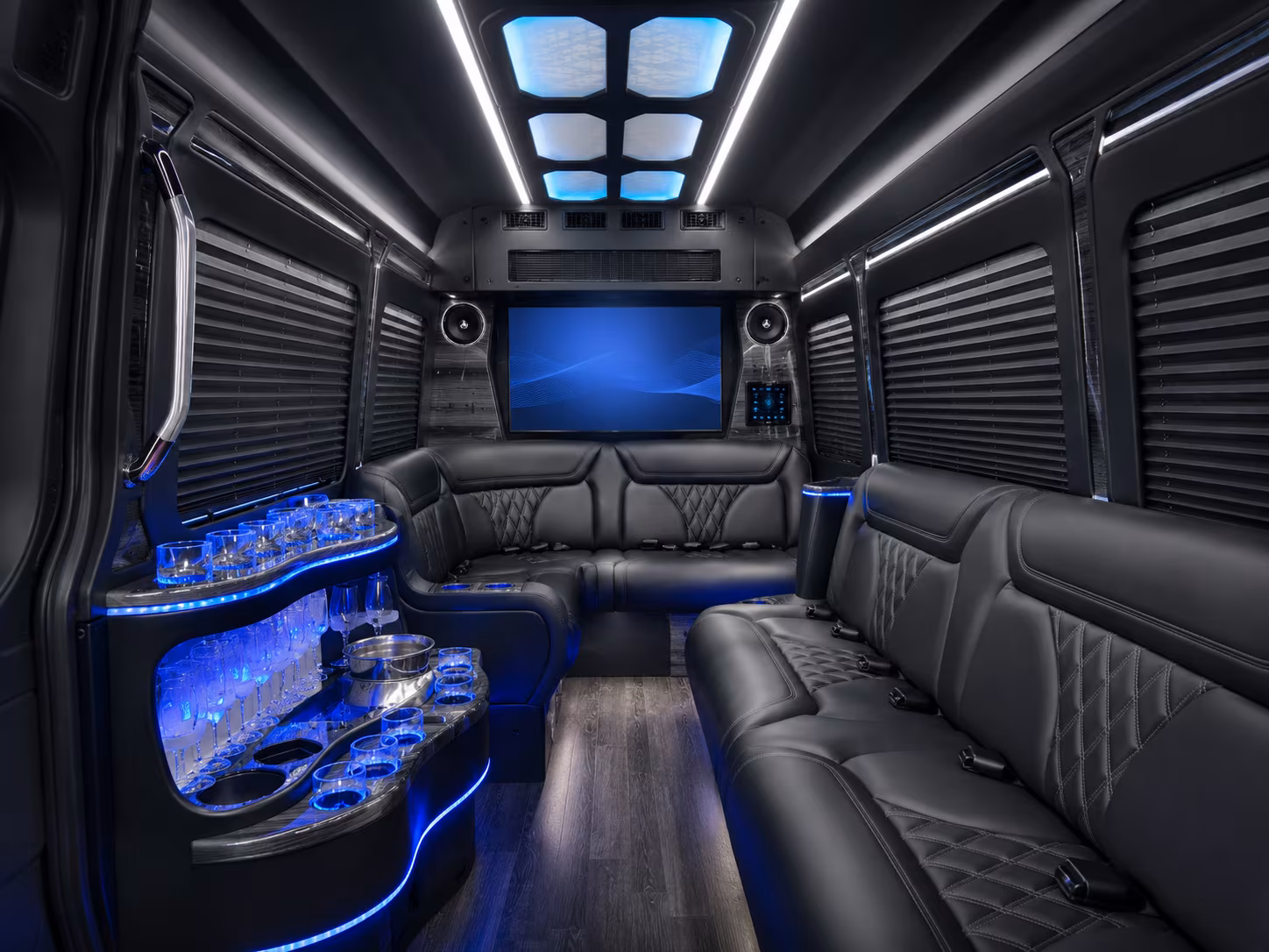 meriden 40 passenger party bus