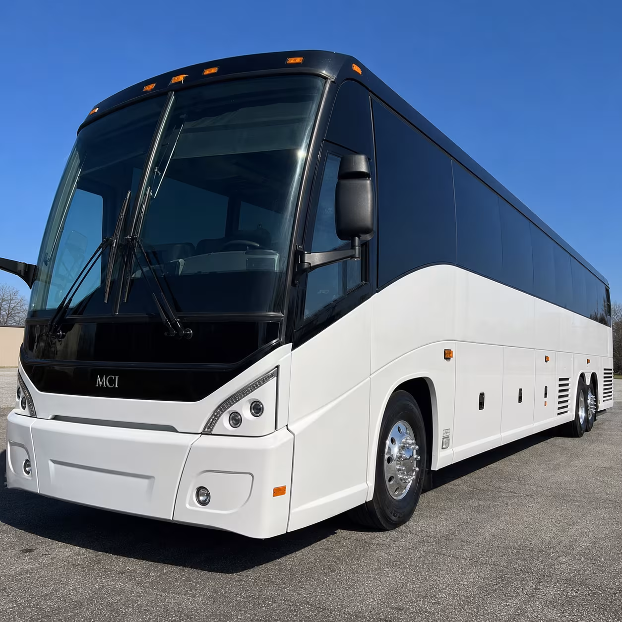 meriden 56 passenger charter bus