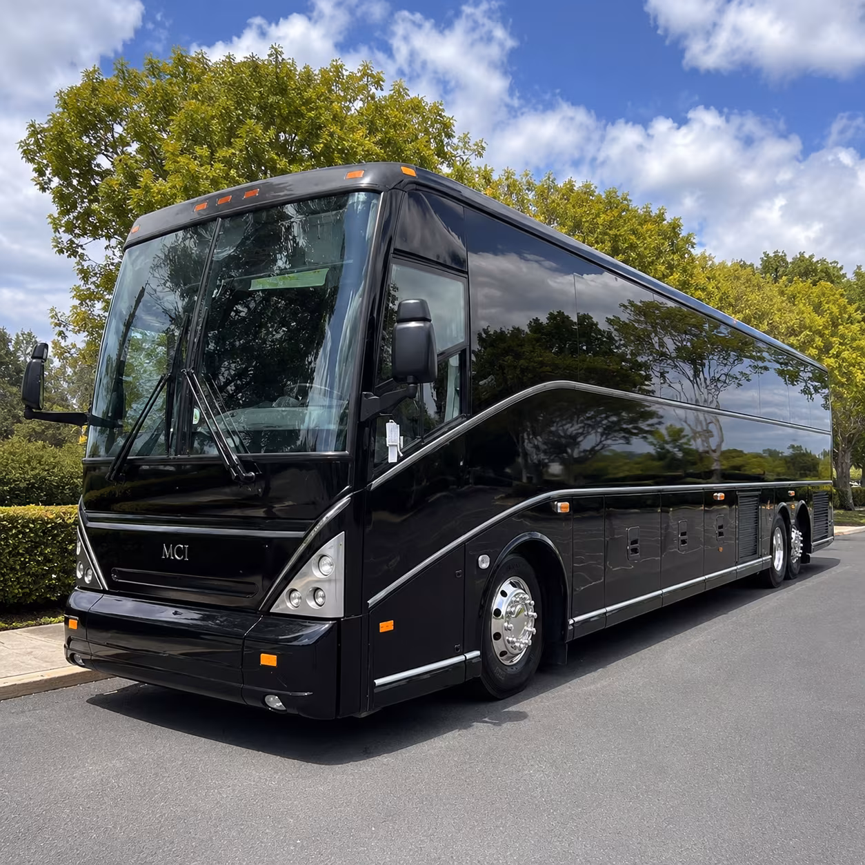 meriden charter bus rentals for long distance trips to new york city